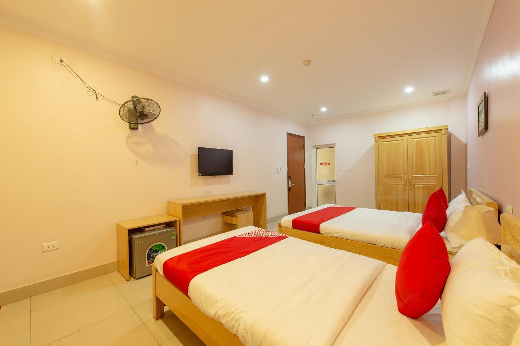 Khách sạn Oyo 417 Truong Son 3*