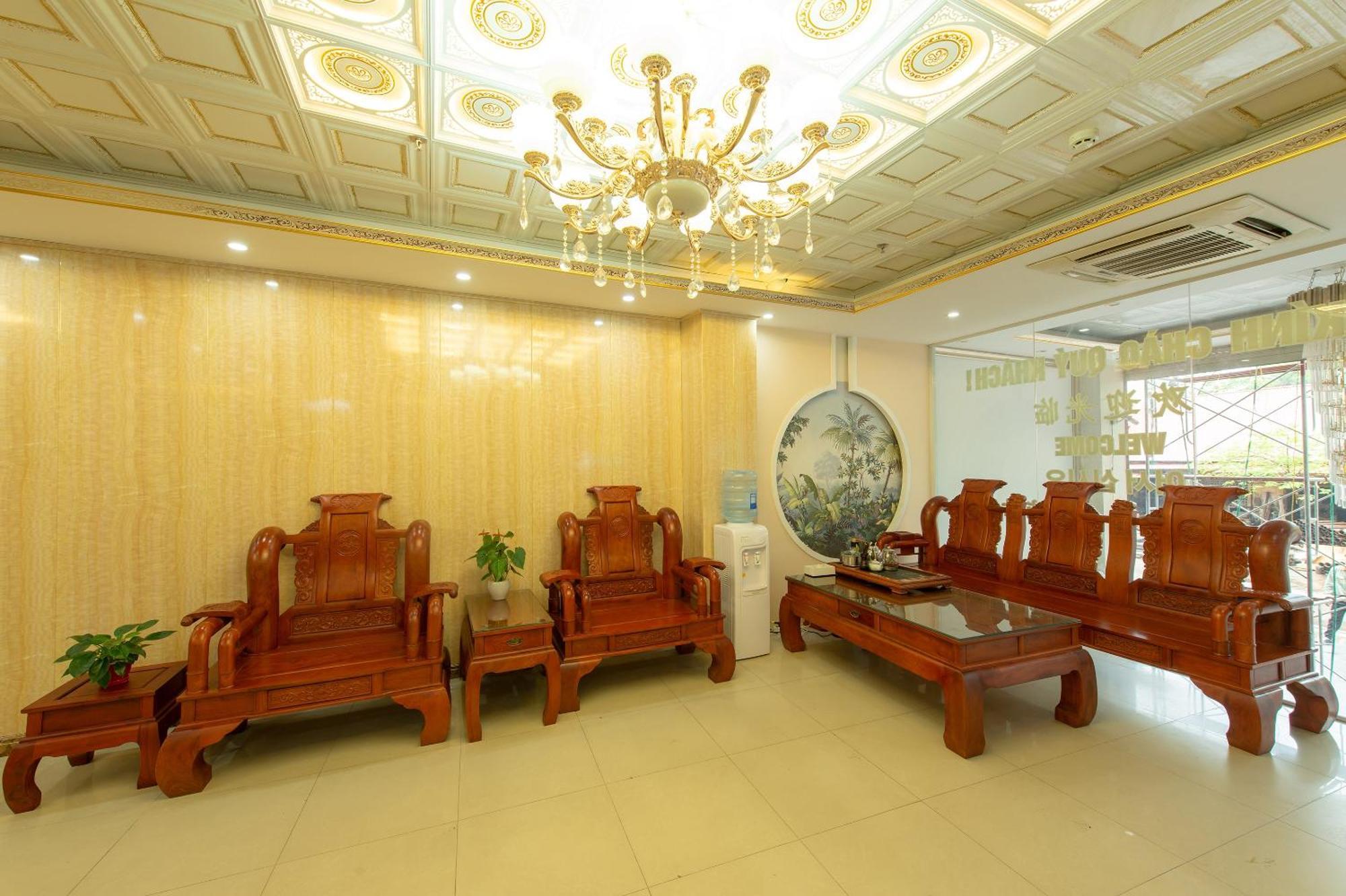 Khách sạn Oyo 417 Truong Son