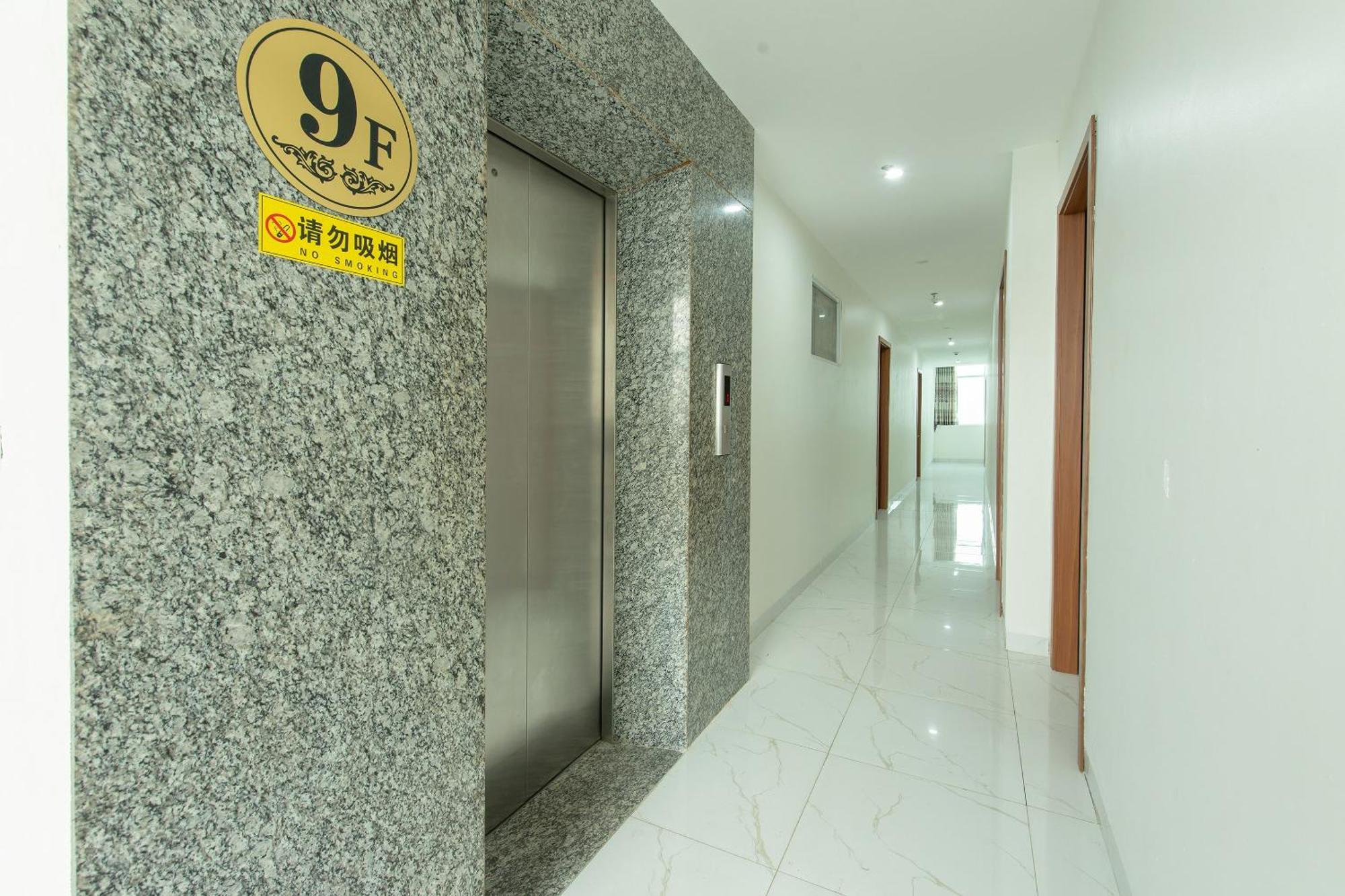 Oyo 417 Truong Son Khách sạn 3*